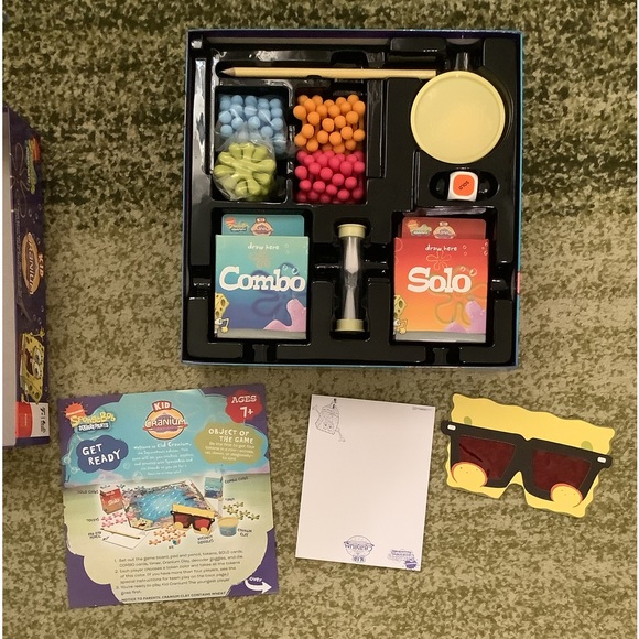 Brand new Nickelodeon SpongeBob SquarePants kid cranium board game - Picture 3 of 5